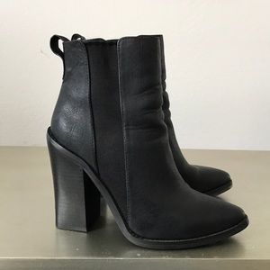 ‼️FINAL PRICE CUT‼️ Steve Madden ankle boots